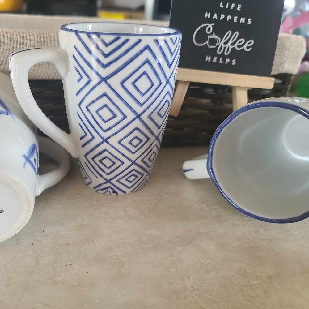 Lillian Vernon cups - Picture 4 of 9